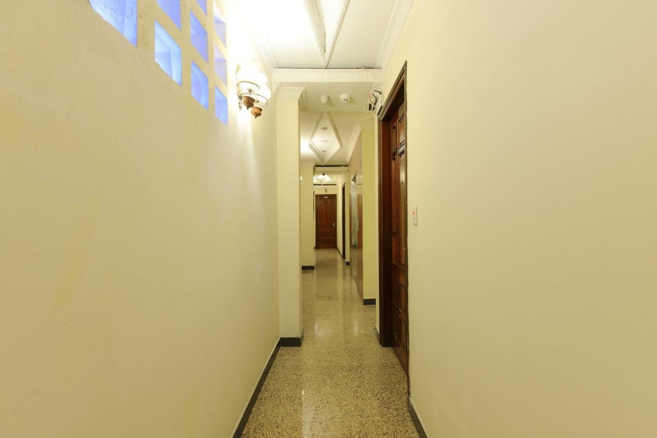 Lucky 2 Hotel & Travel Hanoi Esterno foto