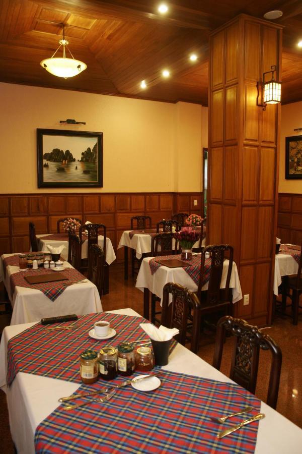 Lucky 2 Hotel & Travel Hanoi Ristorante foto